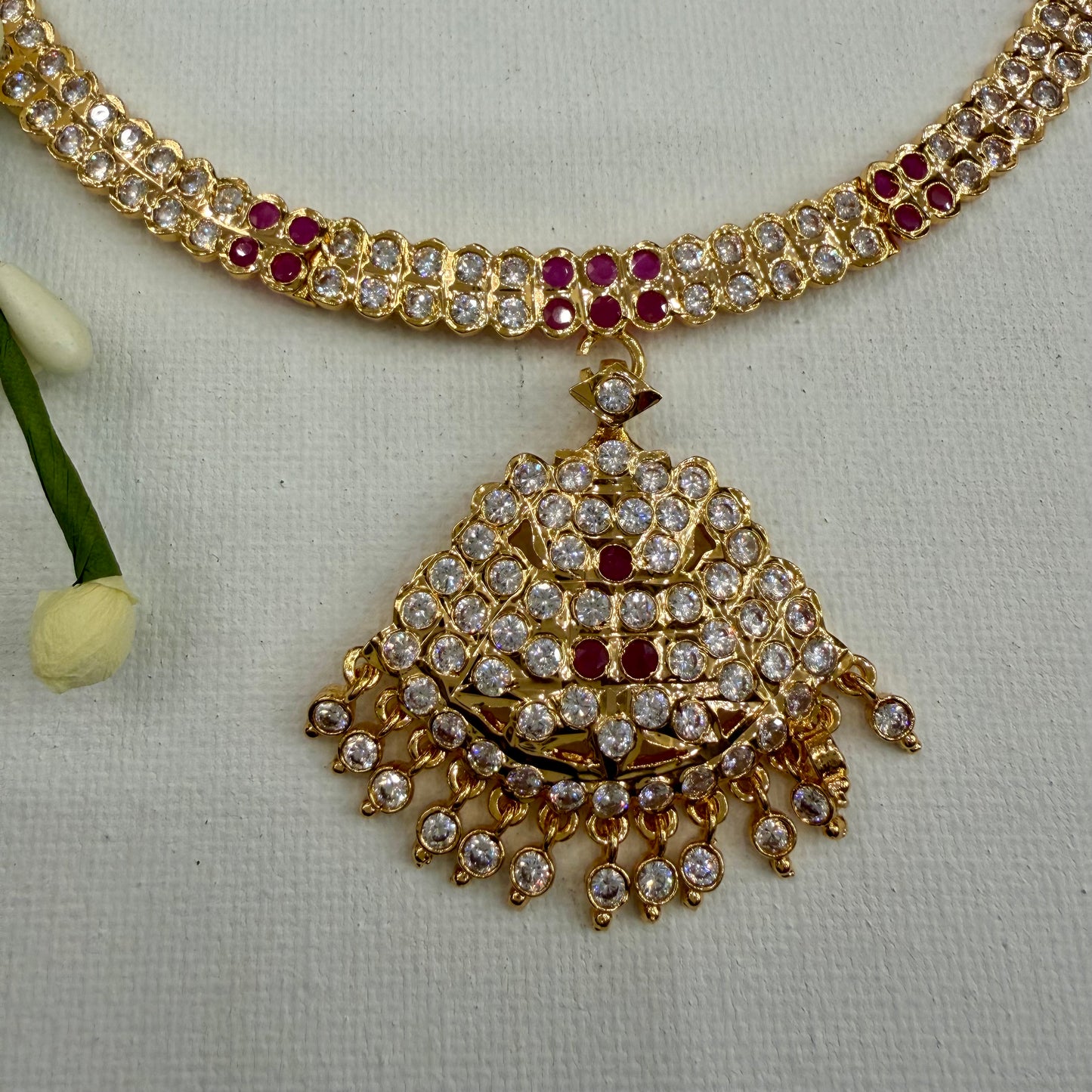 Pathakkam Impoun Necklace