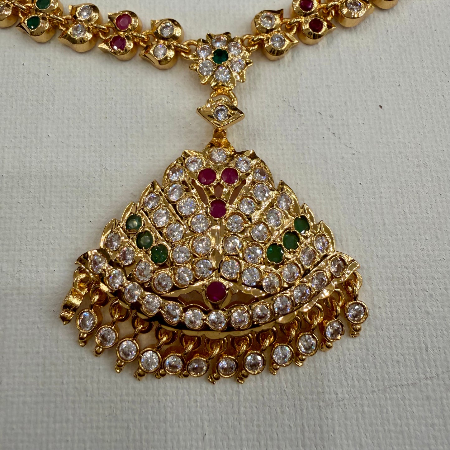 Pathakkam Impoun Necklace