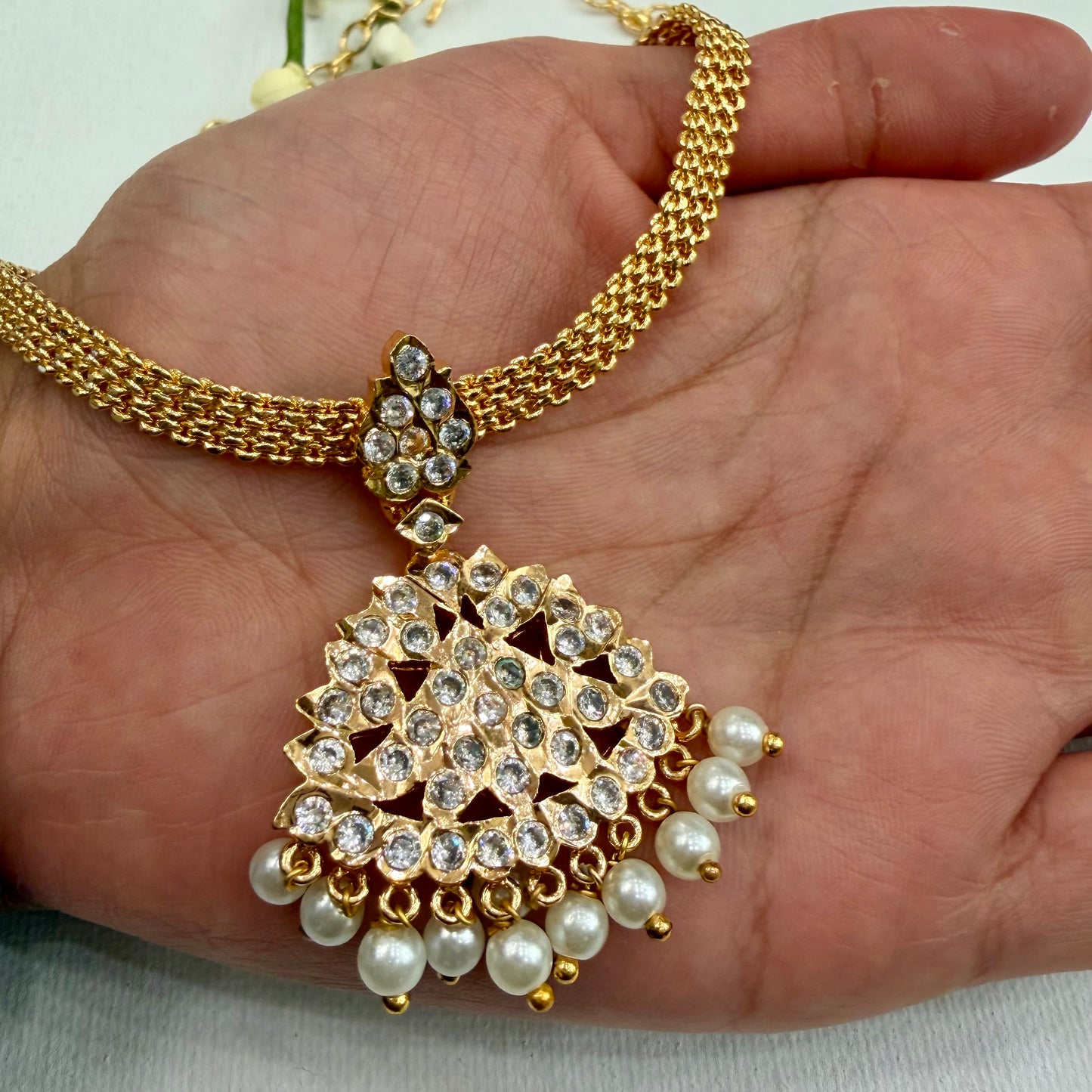 Pathakkam Impoun Necklace