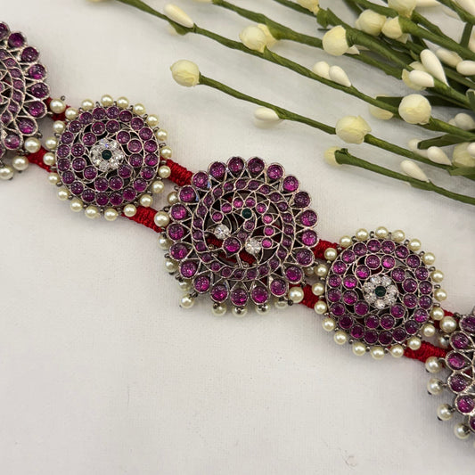 Araku Waistchain
