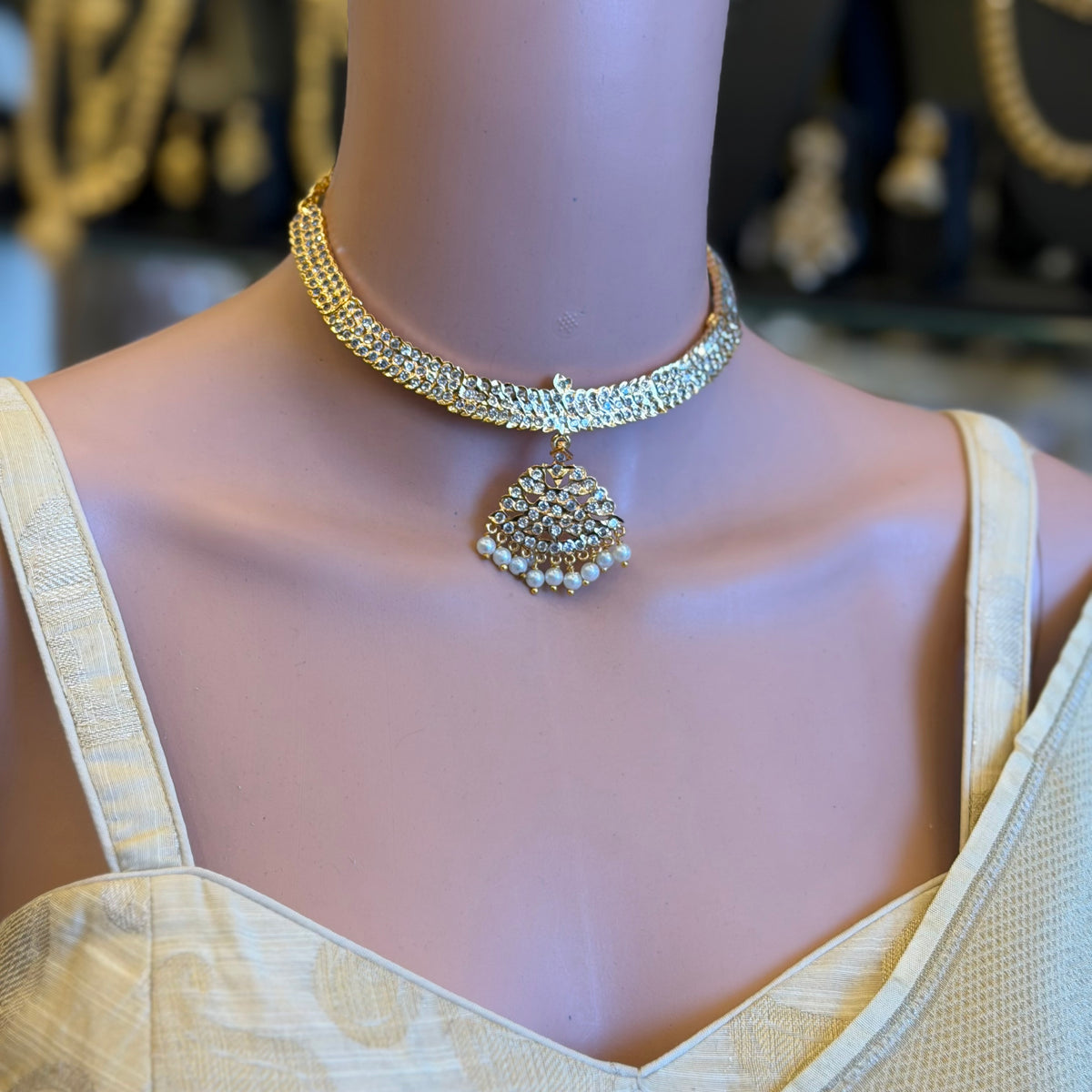 Impoun Necklace