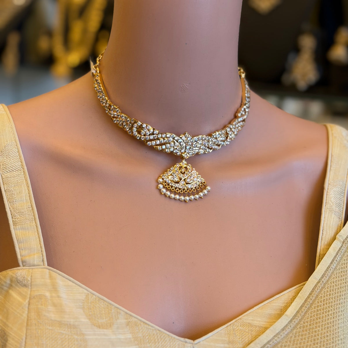 Impoun Necklace