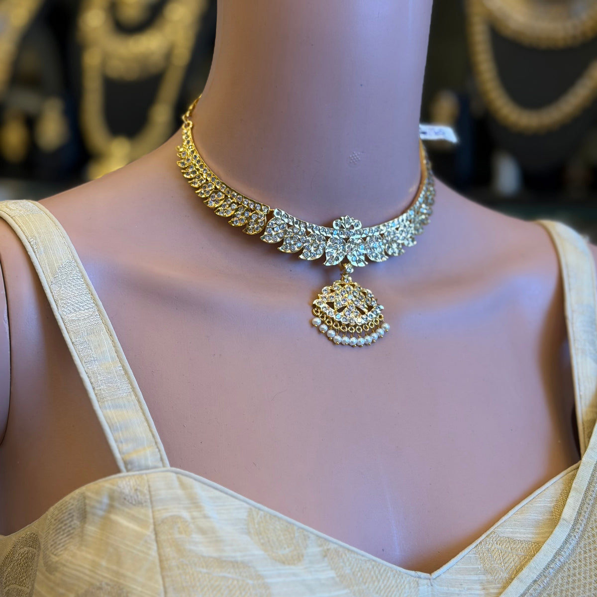 Impoun Necklace