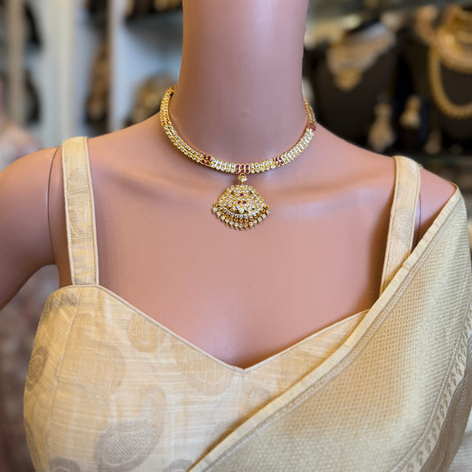 Impoun Necklace