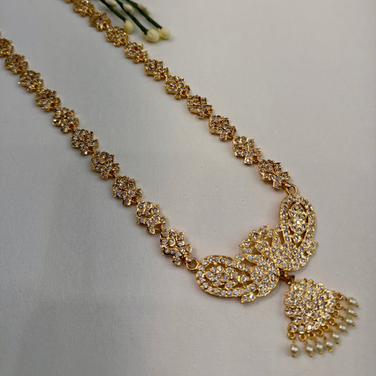 Pathakkam Impoun Long Chain Necklace