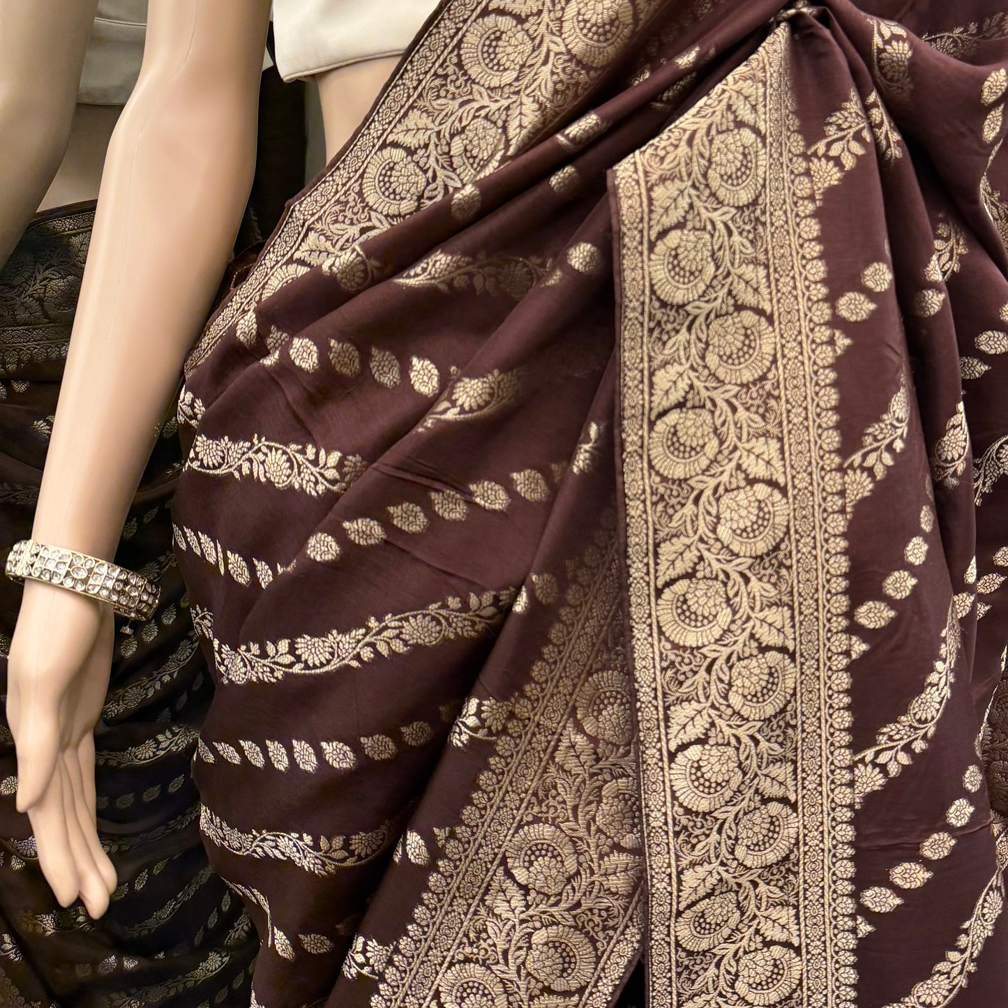 Semi Banasari Saree