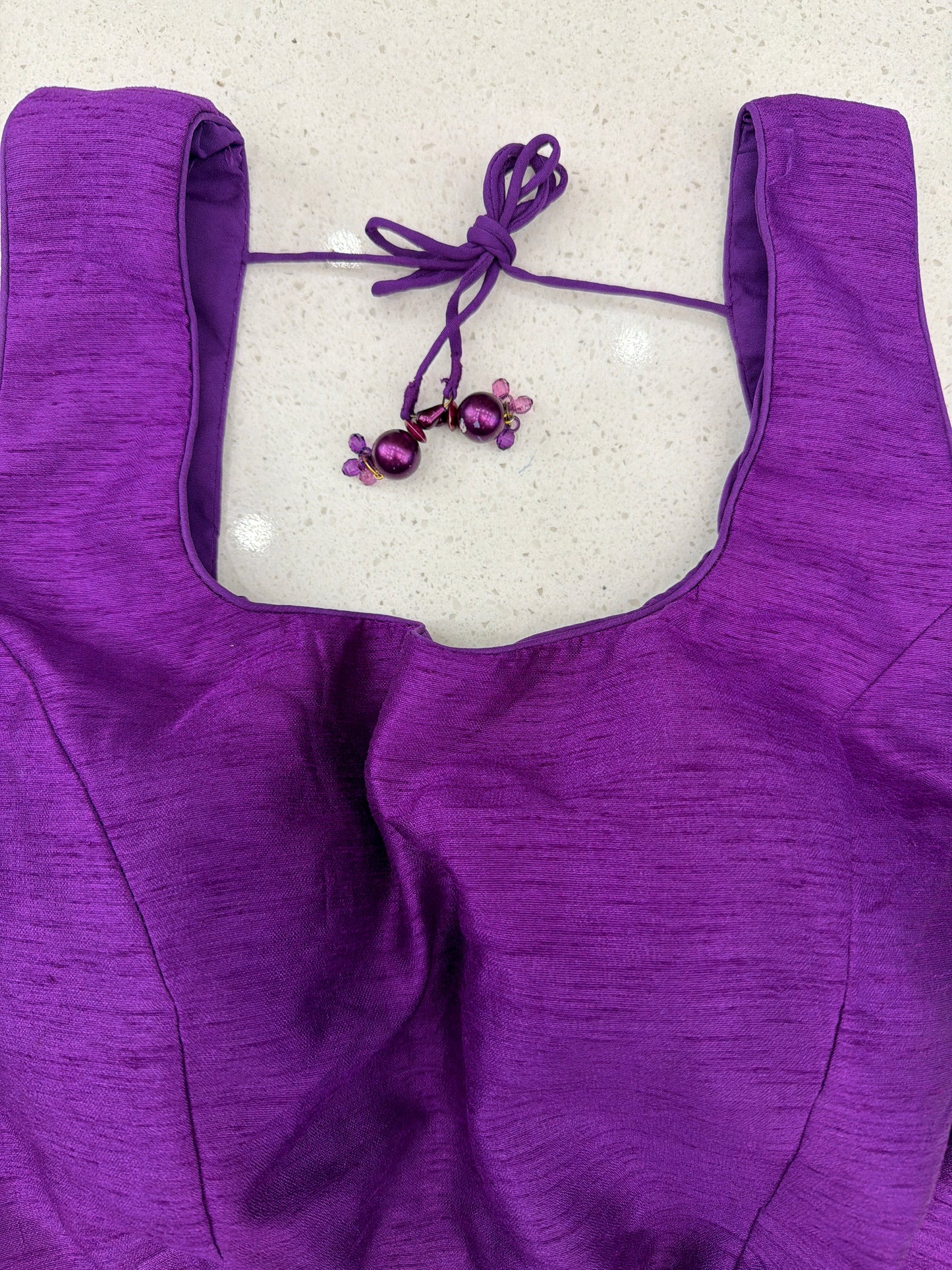 U Neck Sleeveless Blouse