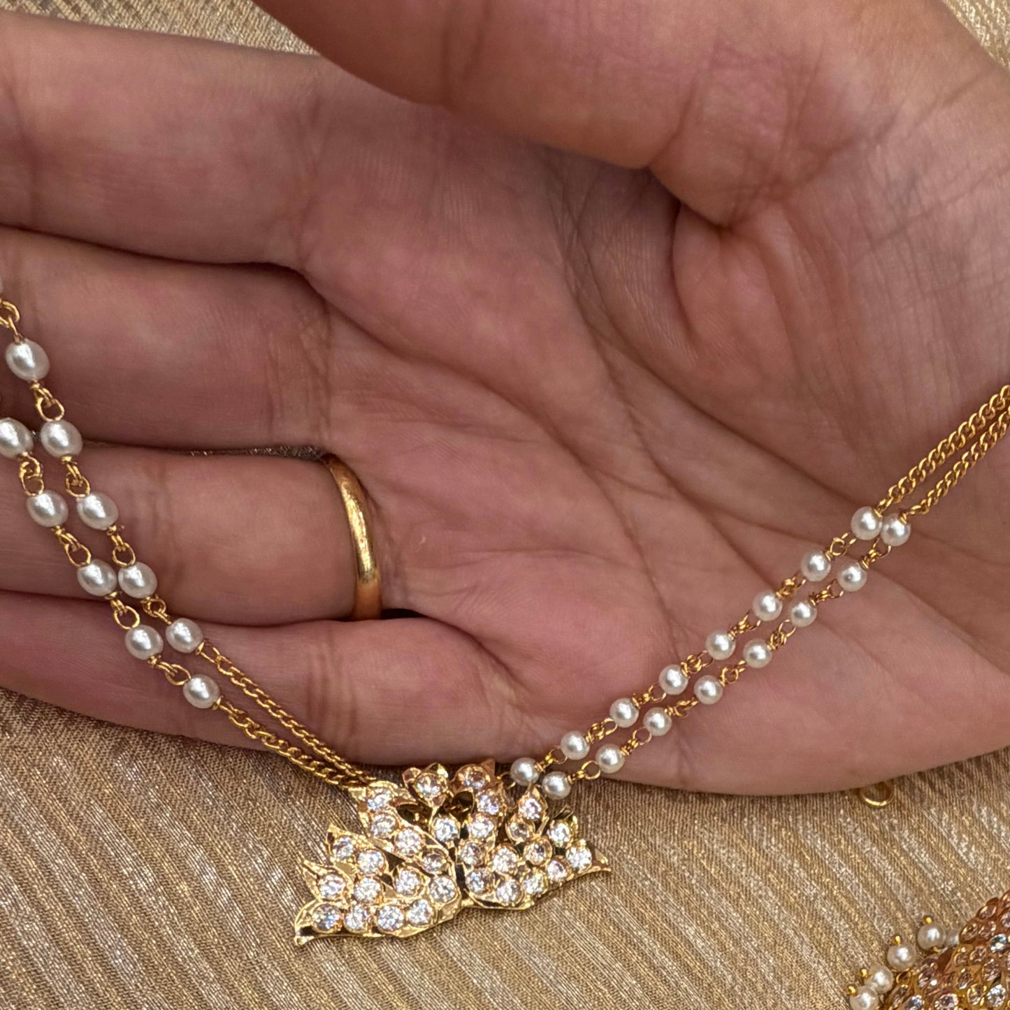 Pathakkam Impoun Necklace