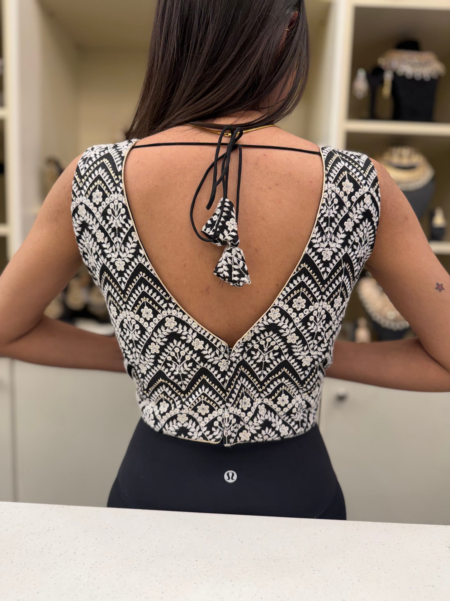 Black & White Sleeveless Blouse
