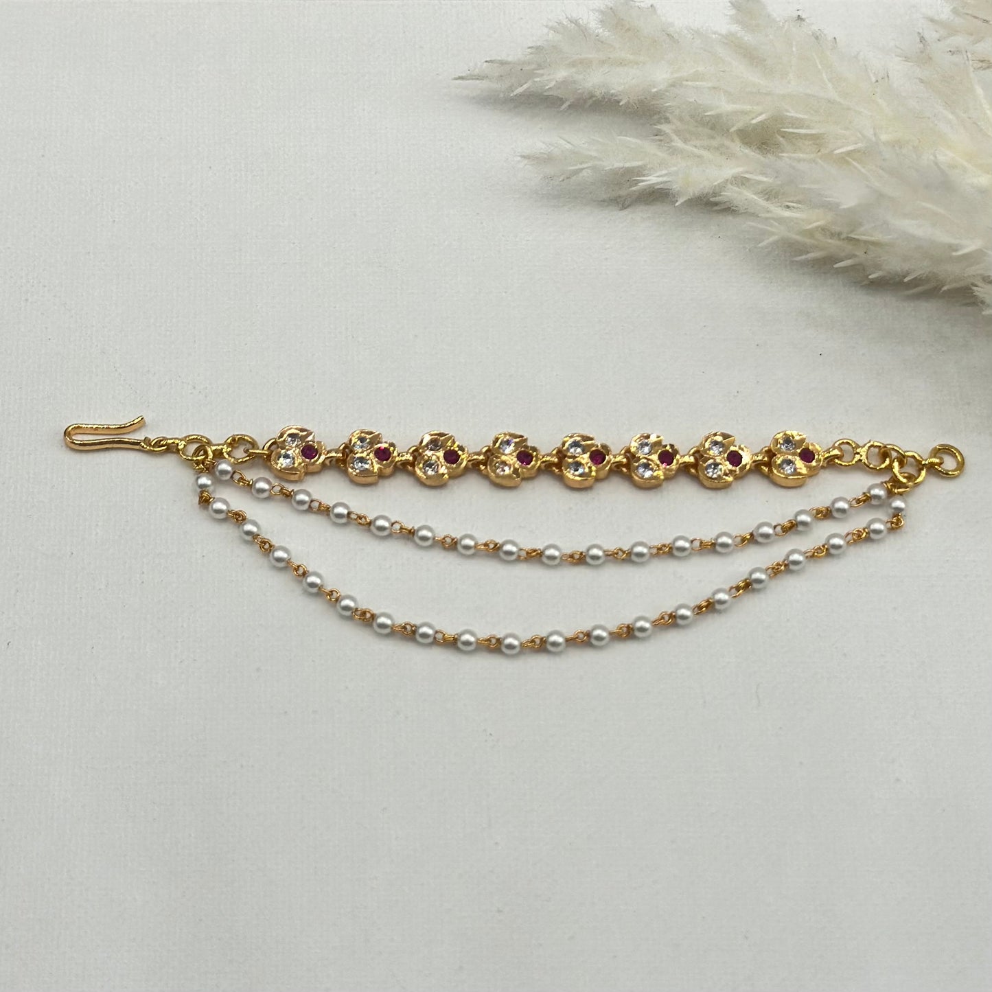 Impoun Ear Chains