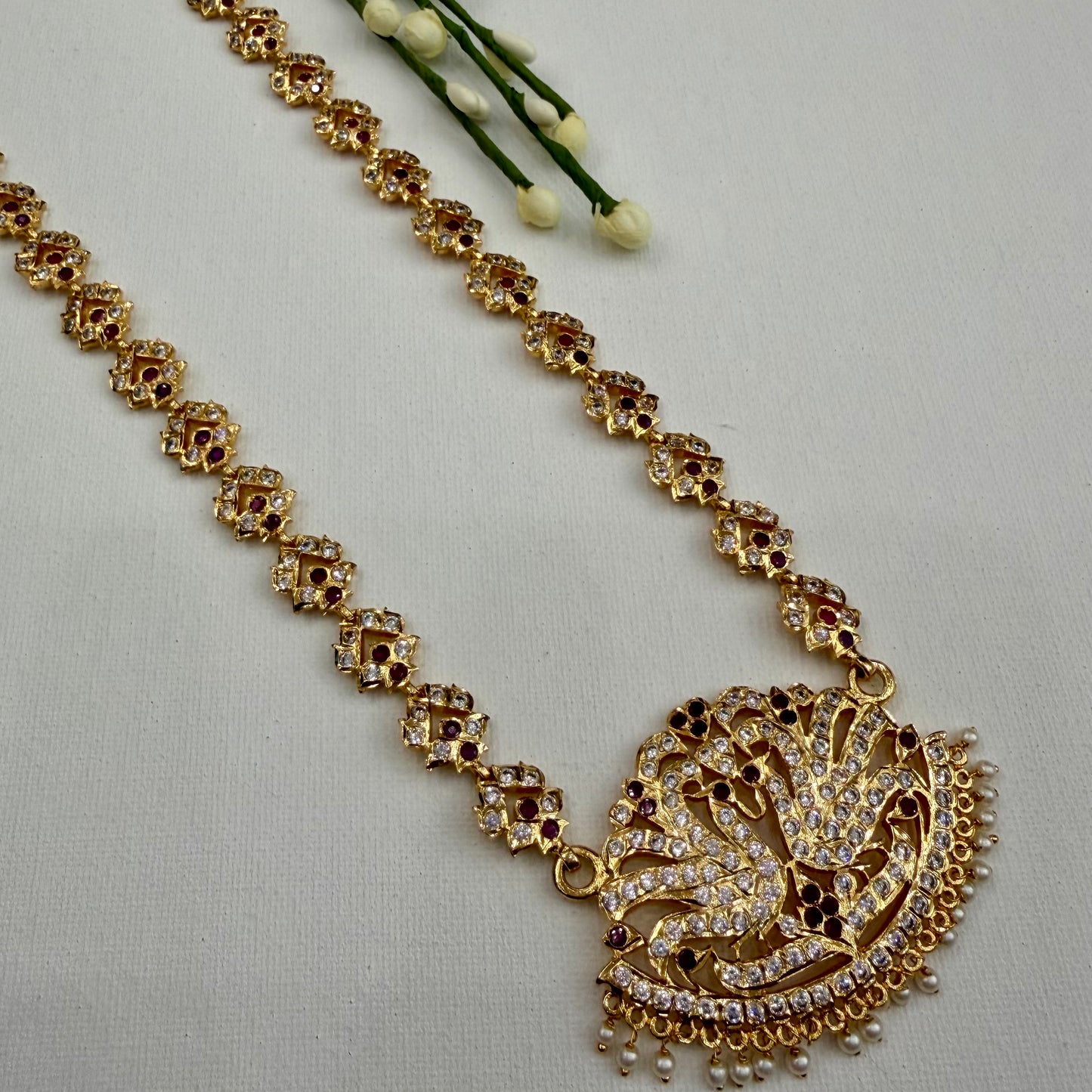 Pathakkam Impoun Long Chain Necklace