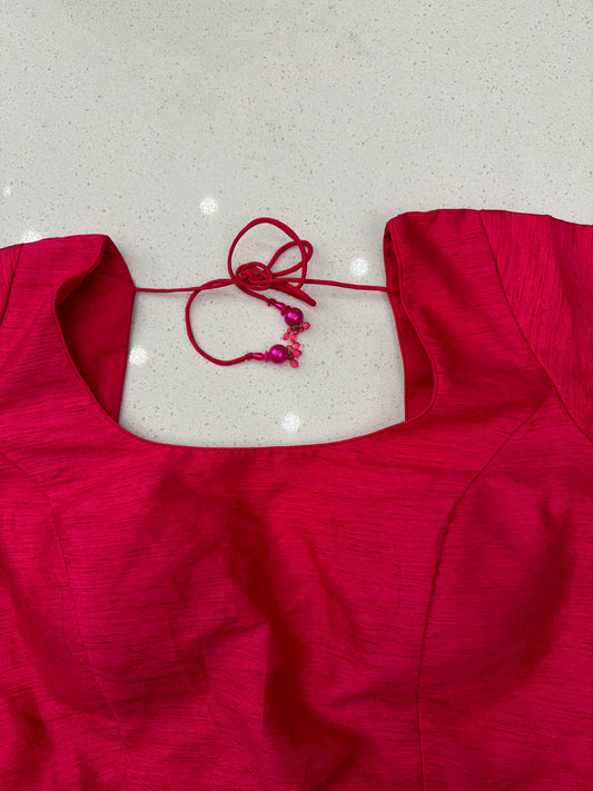 U-Neck 3/4 Sleeve Blouse