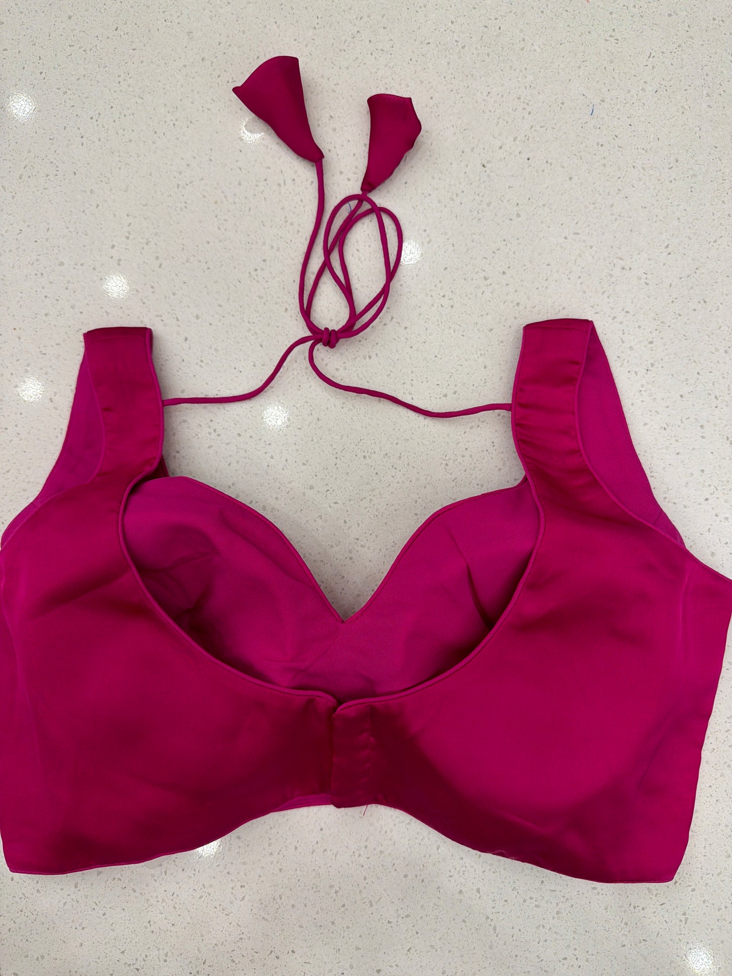 V-Sweetheart Sleeveless Blouse