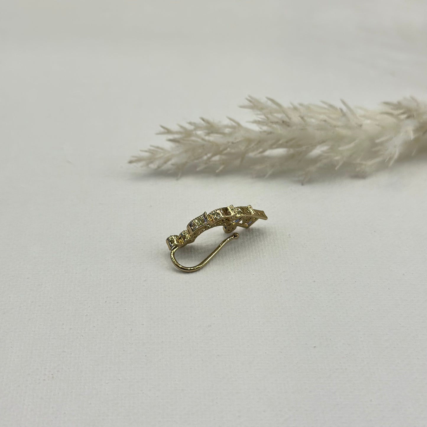 Victorian Stone Nose Pin