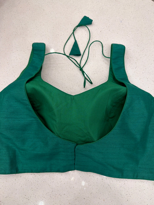 Sweetheart Sleeveless Blouse