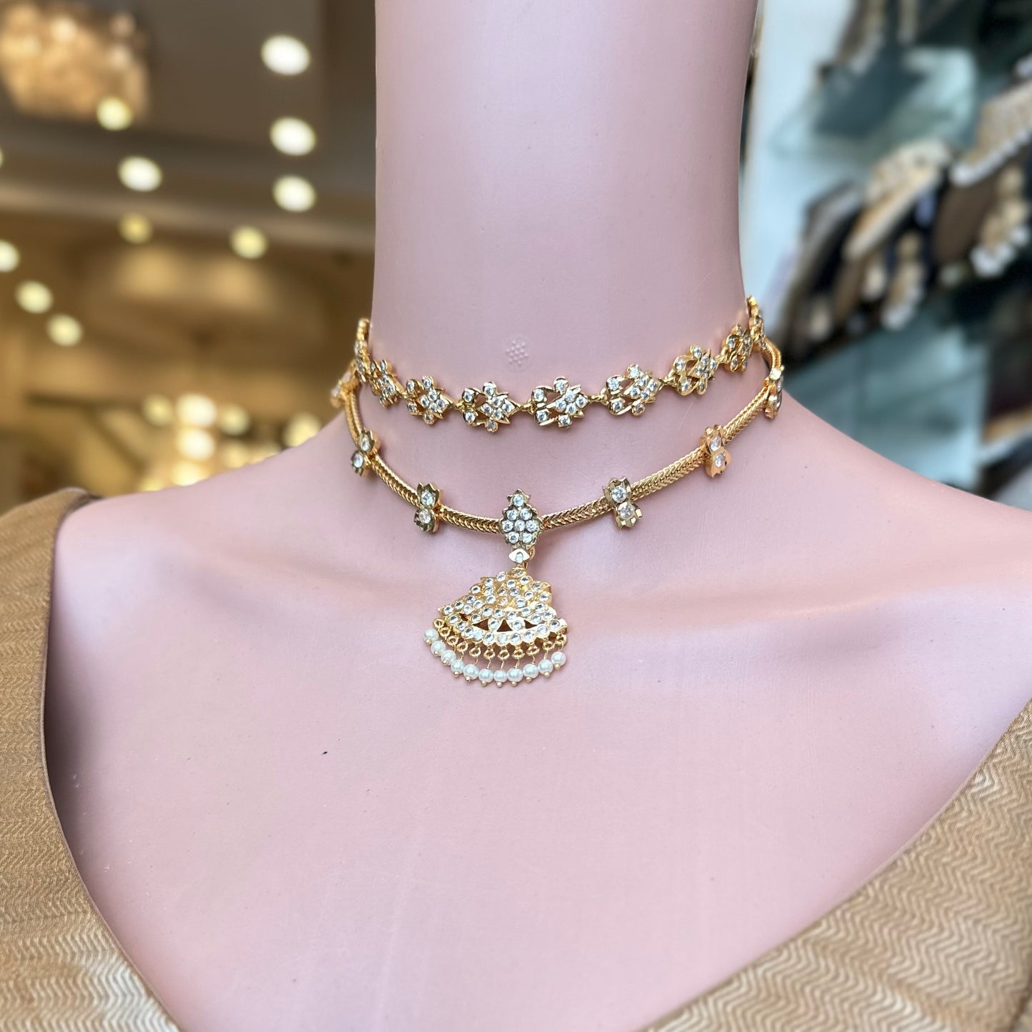 Pathakkam Impoun Choker