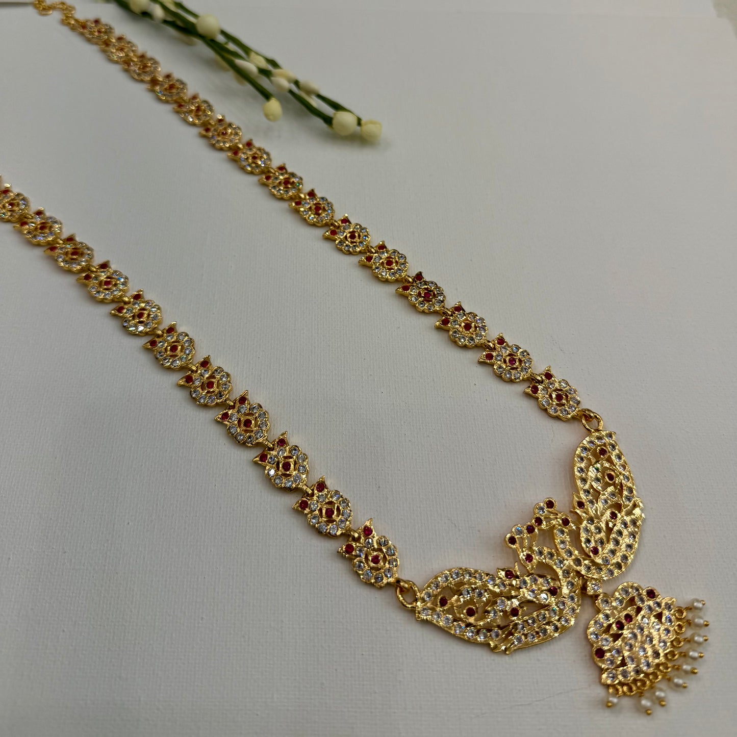 Pathakkam Impoun Long Chain Necklace