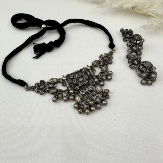 Oxidized Choker