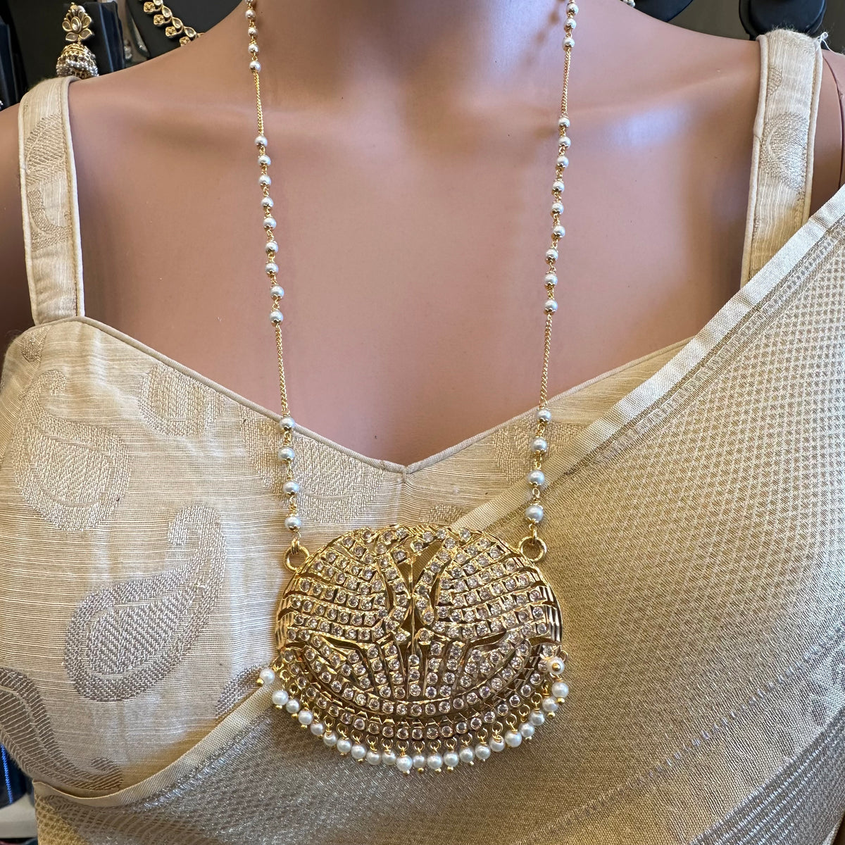 Traditional Impoun Padakkam – Lotus, Peacock & Temple Designs