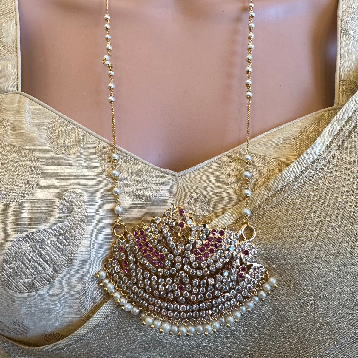 Traditional Impoun Padakkam – Lotus, Peacock & Temple Designs