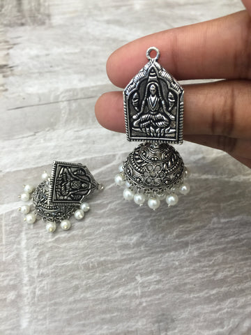 Silver jhumka