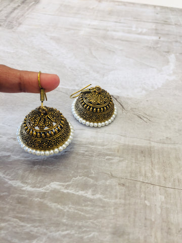 Gold jhumka