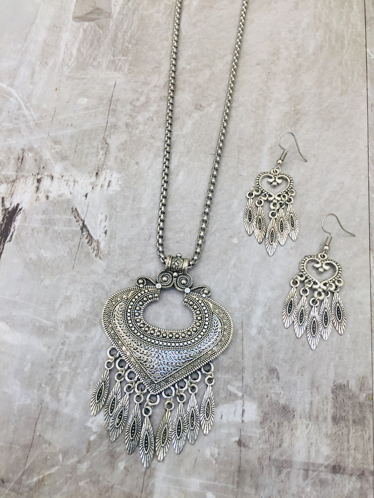Pendant long chain
