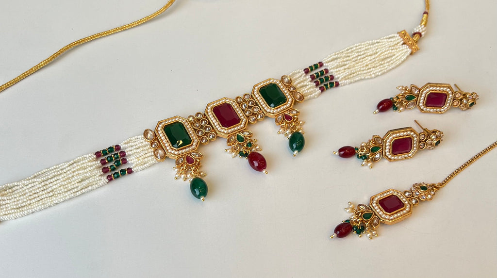 Golden Choker Set Maya s Boutique