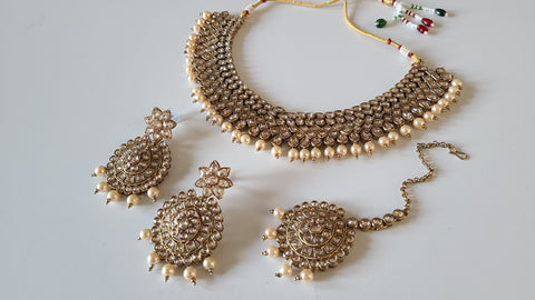 Necklace Set