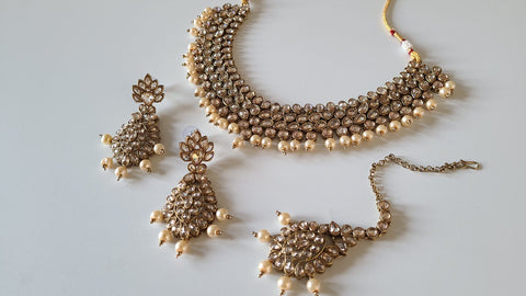 Necklace Set